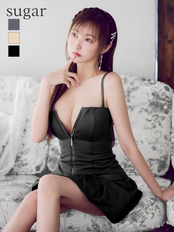 ブラック モデル：橋本甜歌(てんちむ)　身長：163cm　着用サイズ：Sサイズ