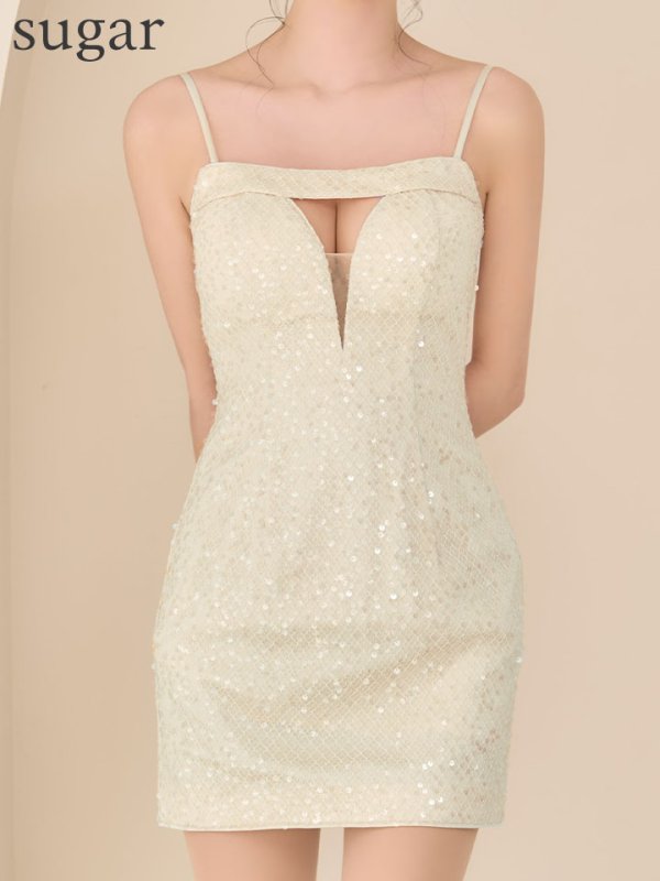 バニラクリーム　モデル：ゆりお　身長：165cm　着用サイズ：Sサイズ