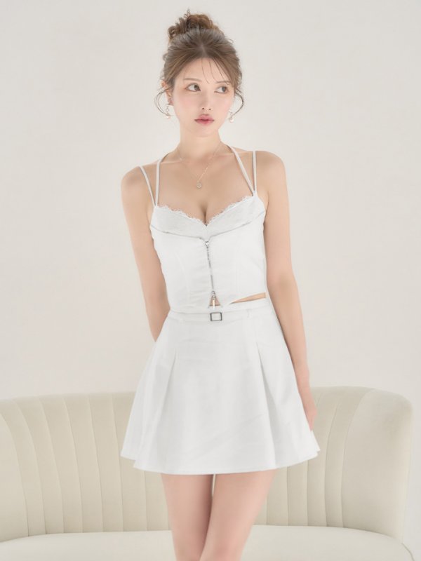 ホワイト モデル:ゆめ 身長:160cm 着用サイズ:Sサイズ