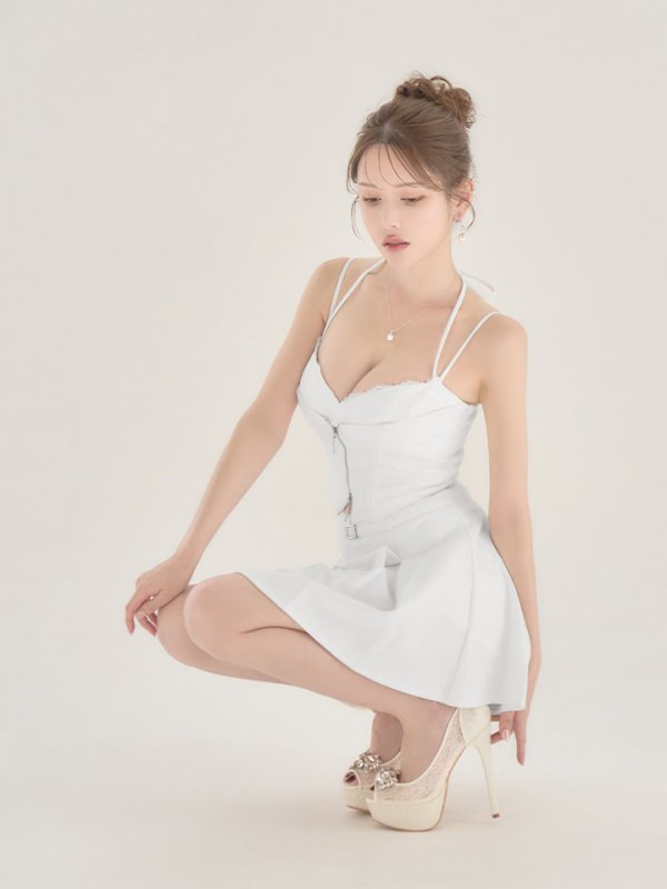 ホワイト モデル:ゆめ 身長:160cm 着用サイズ:Sサイズ