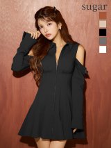 XSサイズあり【Glossy/グロッシー】オフショルダー/ カットデザイン/ フレア/ ミニドレス/ キャバドレス[OF08]