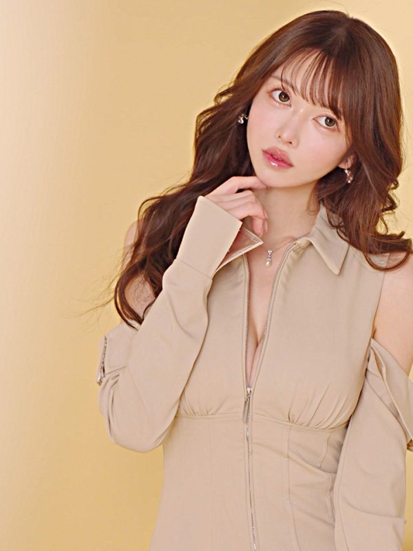 ベージュ　モデル：ゆめ　身長：160cm　着用サイズ：Sサイズ
