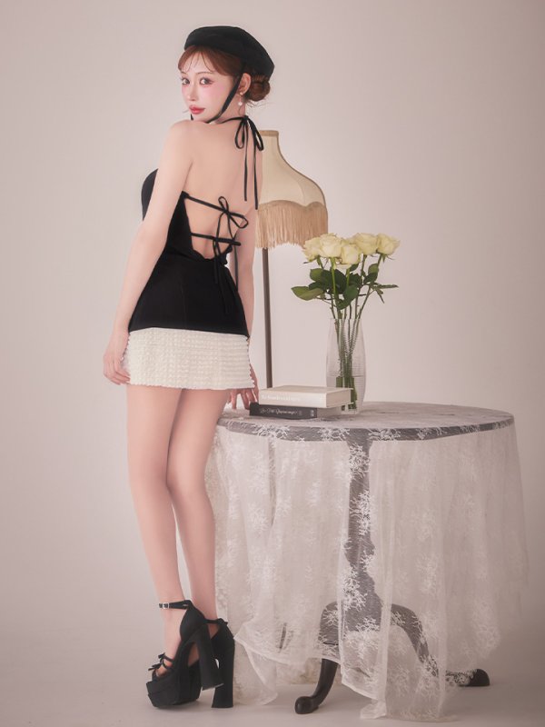 ブラックxアイボリー　モデル：明日花キララ　身長：162cm 着用サイズ：Sサイズ