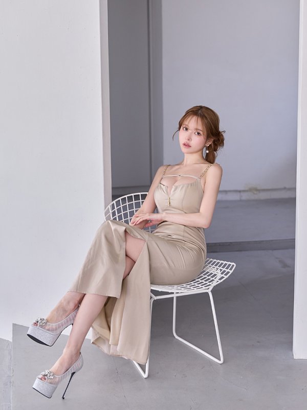 グレージュ　モデル：ゆめ　身長：160cm　着用サイズ：Sサイズ