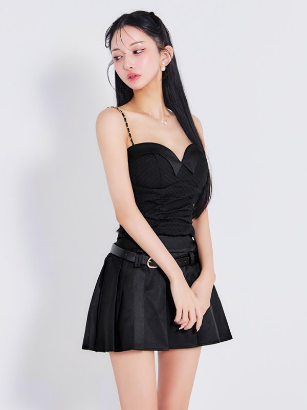 ブラック モデル：まおちゃる　身長：158cm　着用サイズ：Sサイズ