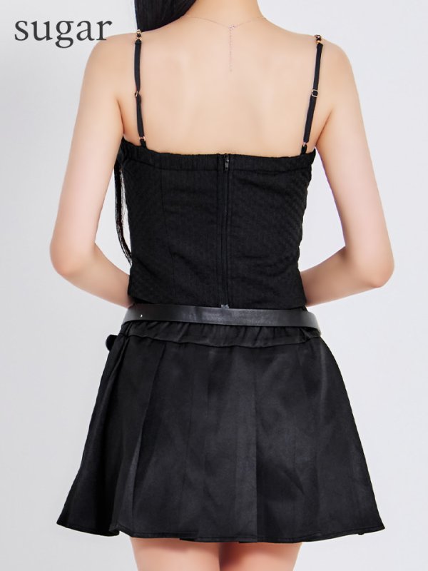 ブラック モデル：まおちゃる　身長：158cm　着用サイズ：Sサイズ