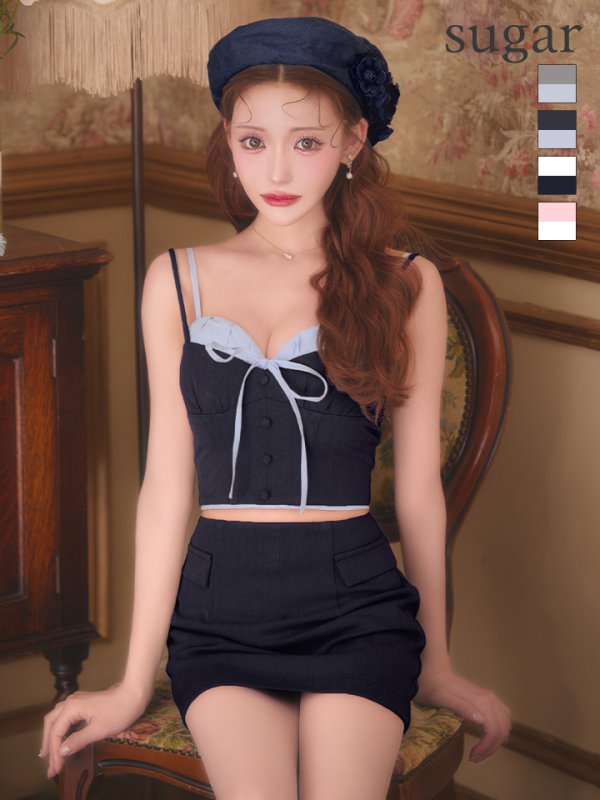 ネイビー×ブルー　モデル：明日花キララ　身長：160cm　着用サイズ：Sサイズ