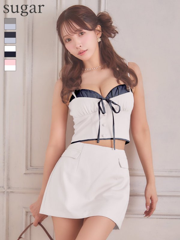 ホワイト×ネイビー　モデル：三上悠亜　身長：159cm　着用サイズ：Sサイズ