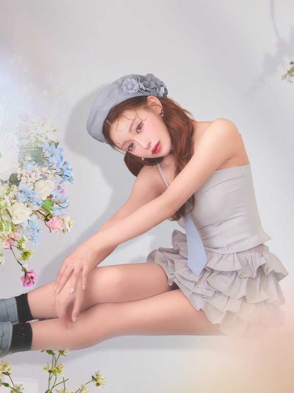 グレー　モデル：明日花キララ　身長：160cm　着用サイズ：Sサイズ