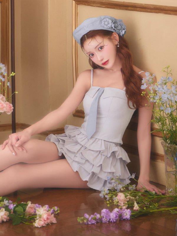 グレー　モデル：明日花キララ　身長：160cm　着用サイズ：Sサイズ