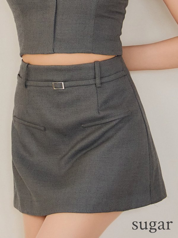 グレー　モデル：明日花キララ　身長162cm　着用サイズ：Sサイズ