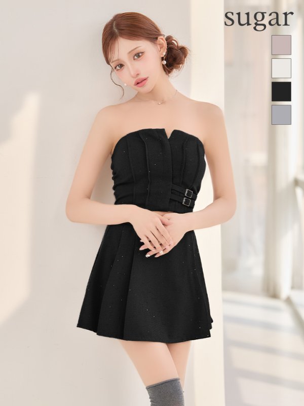 ブラック　モデル：明日花キララ　身長：162cm　着用サイズ：Sサイズ