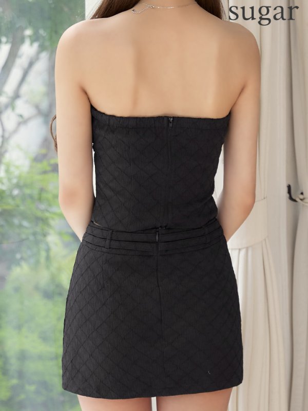 ブラック　モデル：るりぴ　身長：165cm　着用サイズ：Sサイズ