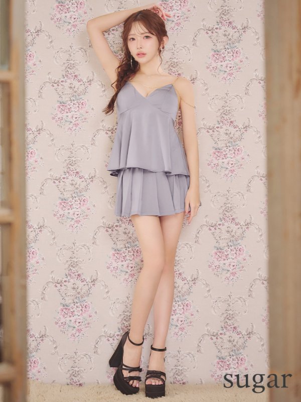 グレージュ　モデル：りな　身長：160cm　着用サイズ：Sサイズ