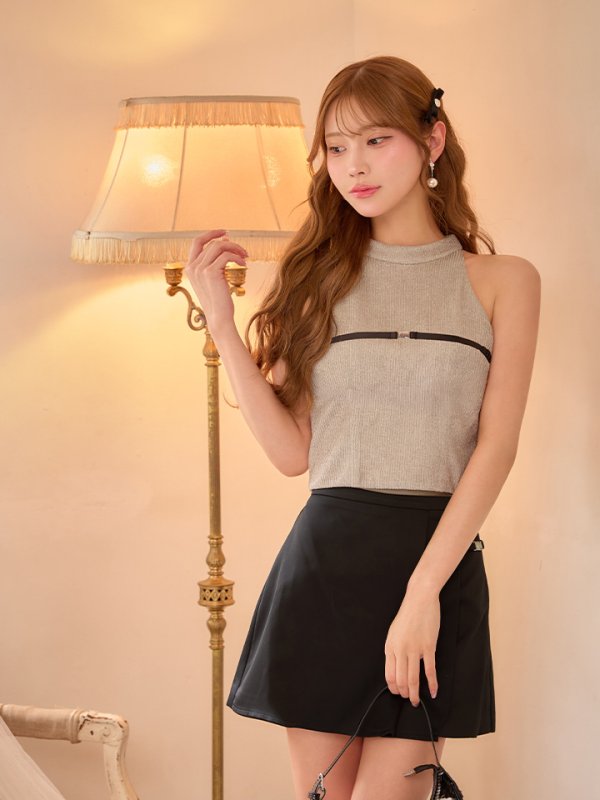 ベージュ　モデル：るりぴ　身長：165cm　着用サイズ：Sサイズ