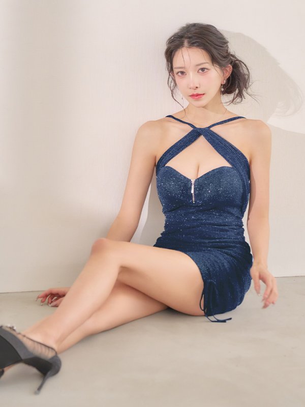 ネイビー　モデル：ゆいぴす　 身長：170cm　着用サイズ：Sサイズ