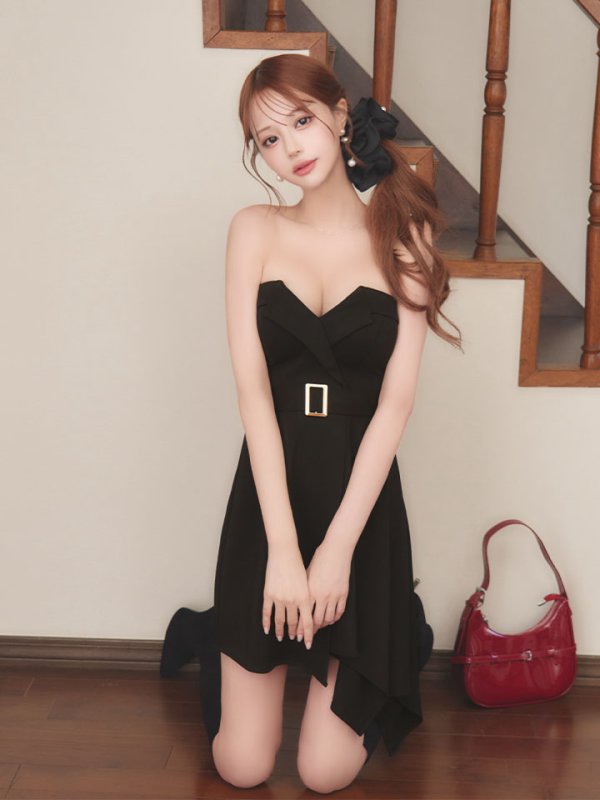 ブラック　モデル：れみ　身長：163cm　着用サイズ：Sサイズ