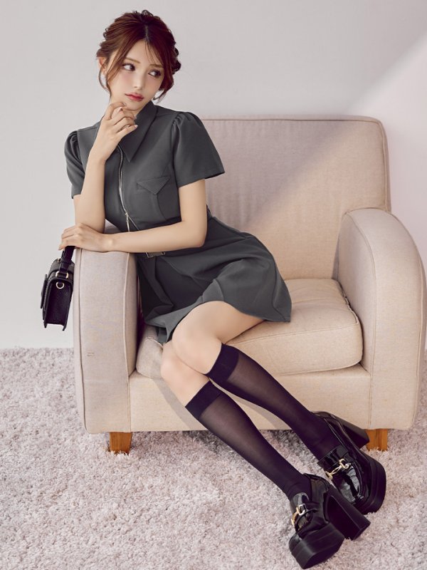 グレー モデル：ももか　身長：156cm　着用サイズ：Sサイズ