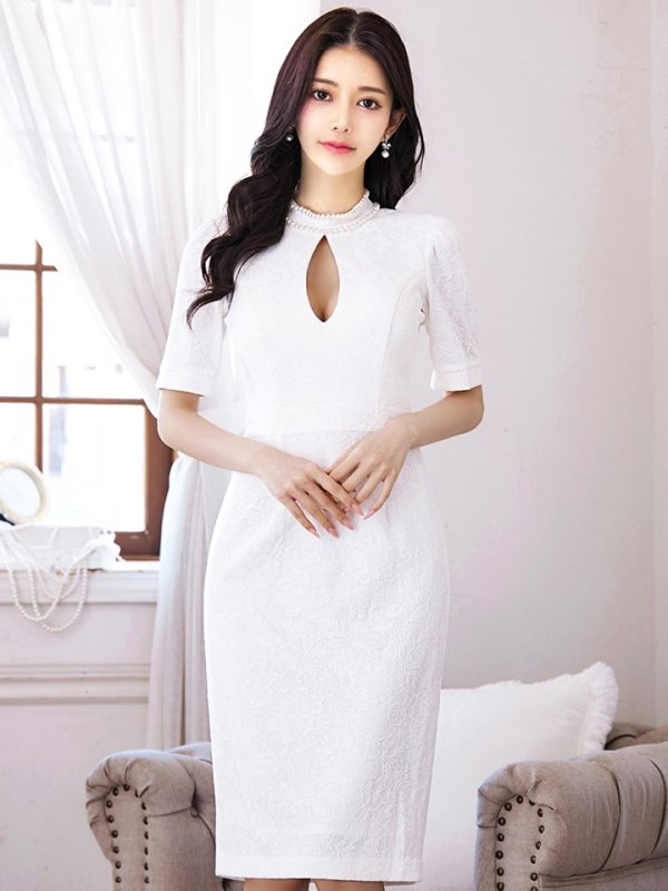 画像4: Lサイズあり【VANESSA HEART / ヴァネッサハート】【OF05】 総レース/ バストカットアウト/ 袖あり/ 半袖/ タイト/ 膝丈/ ミディアムドレス/ キャバドレス