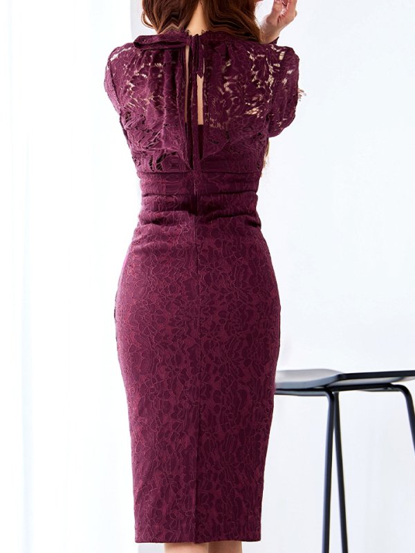 バーガンディー モデル:真優川咲 身長:158cm:8号(Sサイズ)