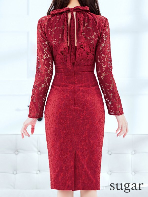 ダークレッド モデル:りな 身長:160cm:8号(Sサイズ)