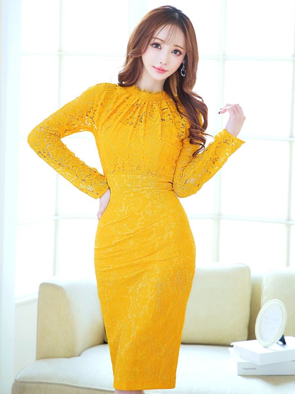 マスタード モデル:真優川咲 身長:158cm:8号(Sサイズ)