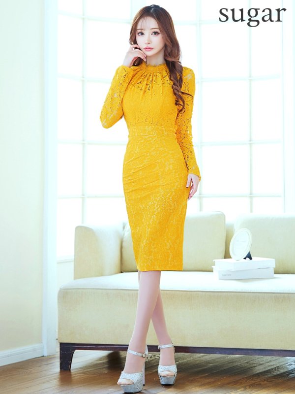 マスタード モデル:真優川咲 身長:158cm:8号(Sサイズ)