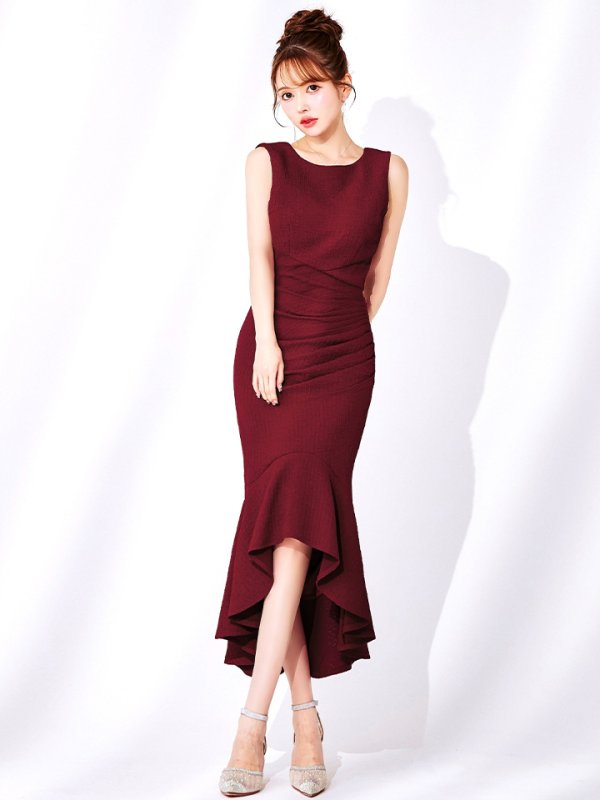 ダークガーネット モデル：ゆめ　身長：160cm　着用サイズ：8号(Sサイズ)