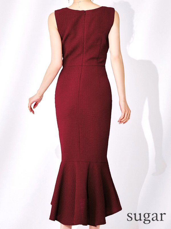 ダークガーネット モデル：ゆめ　身長：160cm　着用サイズ：8号(Sサイズ)