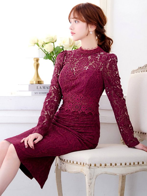 バーガンディ モデル:羽澄まり 身長:158cm:8号(Sサイズ)