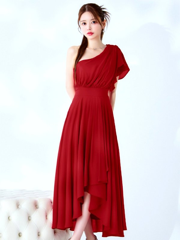 ダークレッド モデル:ゆめ 身長:160cm 着用サイズ:8号(Sサイズ)