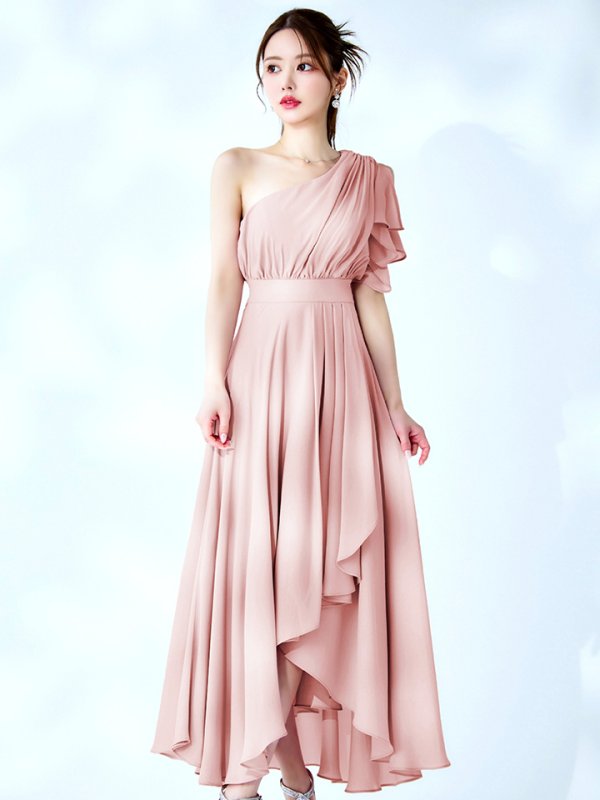 ペールピンク モデル:ゆめ 身長:160cm 着用サイズ:8号(Sサイズ)