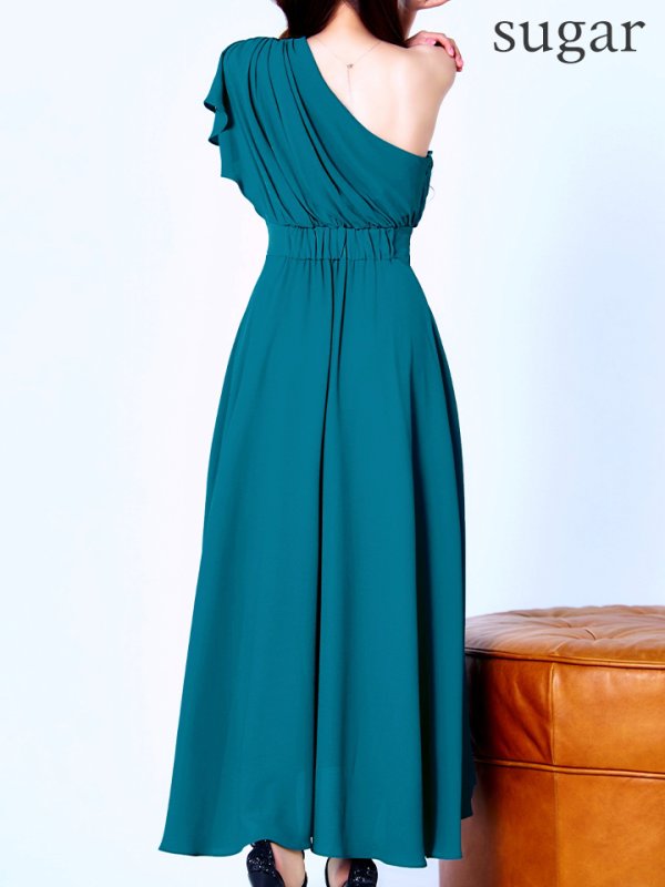 ティール モデル:真優川咲 身長:158cm 着用サイズ:8号(Sサイズ)