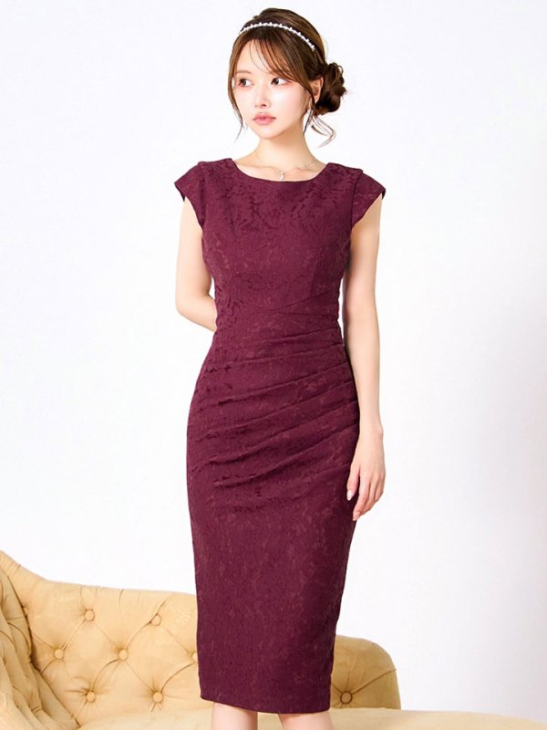 バーガンディ モデル:ゆめ 身長:160cm 着用サイズ:8号(Sサイズ)