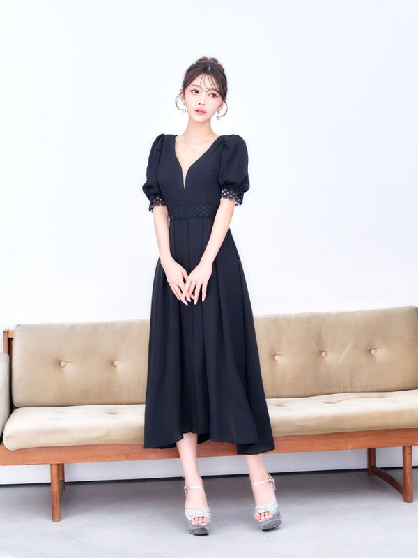 ブラック　モデル：るりぴ　身長：165cm　着用サイズ：8号(Sサイズ)