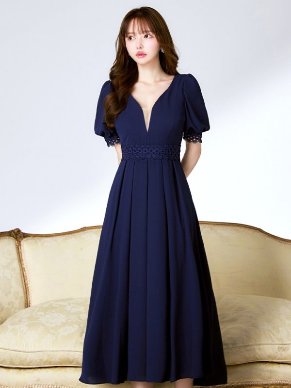 ネイビー　モデル：ゆめ　身長：160cm　着用サイズ：8号(Sサイズ)