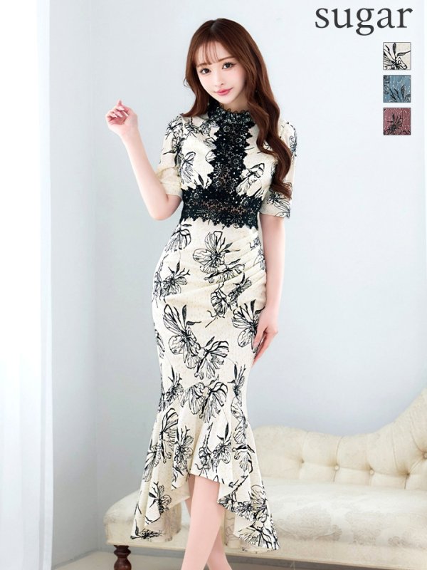 アイボリーブラック　モデル：真優川咲　身長：158cm　着用サイズ：8号(Sサイズ)