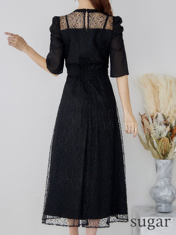 ブラック モデル:杉山佳那恵 身長:158cm 着用サイズ:8号(Sサイズ)