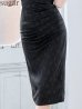 ブラック　モデル：真優川咲　身長：158cm　着用サイズ：8号(Sサイズ)