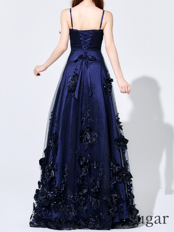 ネイビー モデル:ゆめ 身長:160cm 着用サイズ:8号(Sサイズ)