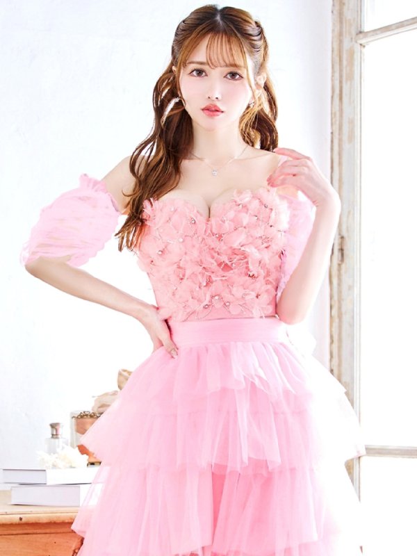 スイートピンク モデル:ゆめ 身長:160cm 着用サイズ:8号(Sサイズ)