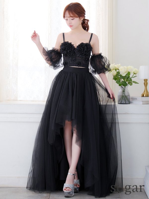 ブラック モデル:羽澄まり 身長:158cm 着用サイズ:8号(Sサイズ)