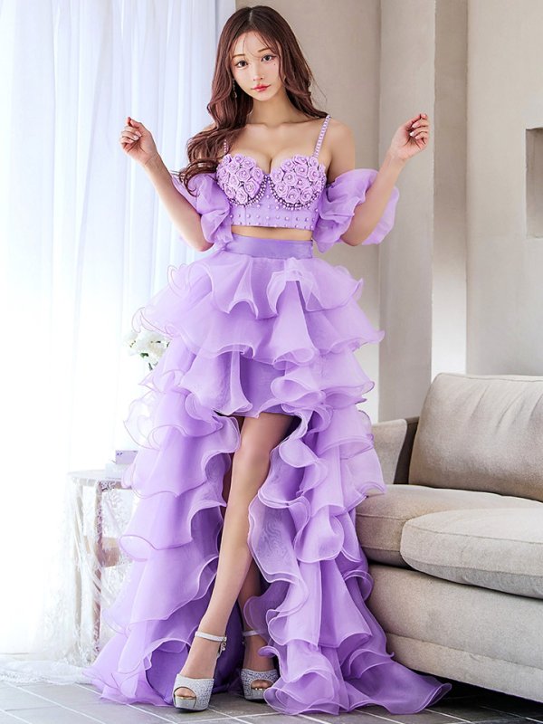 ラベンダー　モデル：真優川咲　身長：158cm　着用サイズ：8号(Sサイズ)