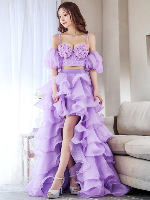 ラベンダー　モデル：真優川咲　身長：158cm　着用サイズ：8号(Sサイズ)