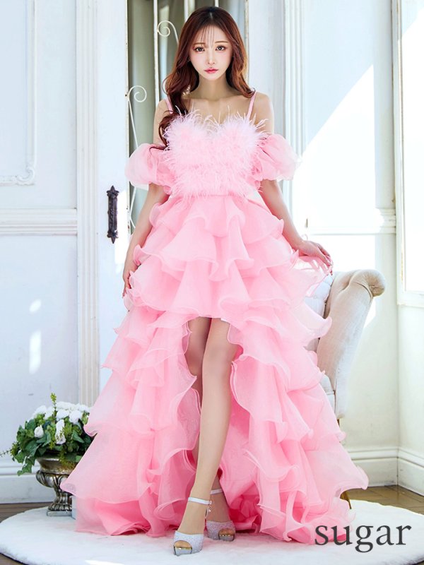 スイートピンク モデル:真優川咲 身長:158cm 着用サイズ:8号(Sサイズ)