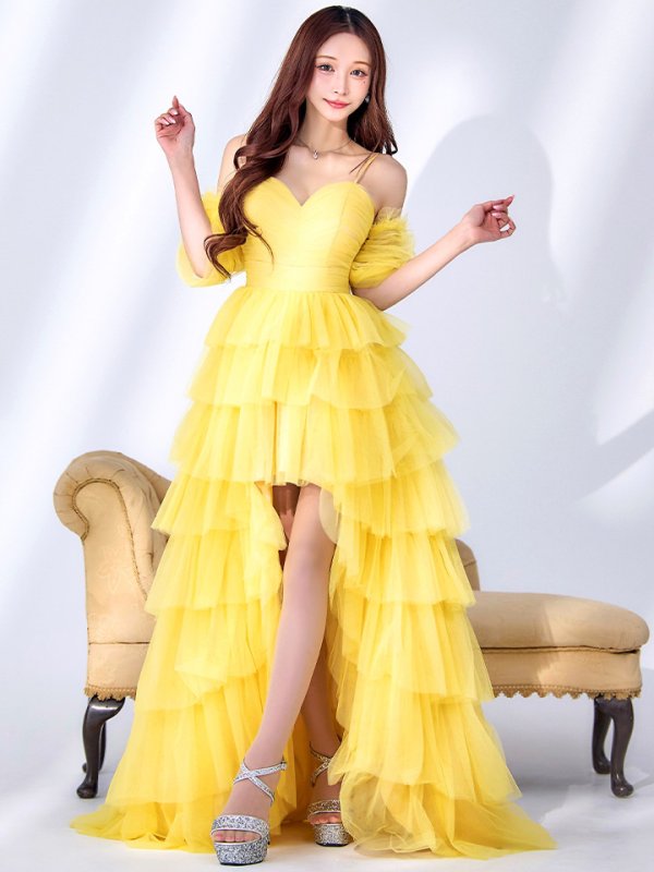 バナナ モデル：真優川咲　身長：158cm　着用サイズ：8号(Sサイズ)