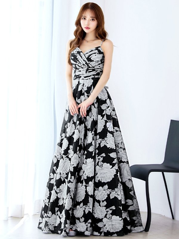 ブラックシルバー モデル：ゆめ　身長：160cm　着用サイズ：8号(Sサイズ)