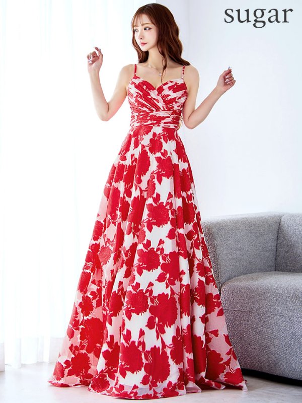 アイボリーレッド モデル：真優川咲　身長：158cm　着用サイズ：8号(Sサイズ)