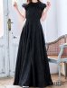 ブラック モデル：真優川咲　身長：158cm　着用サイズ：8号(Sサイズ)