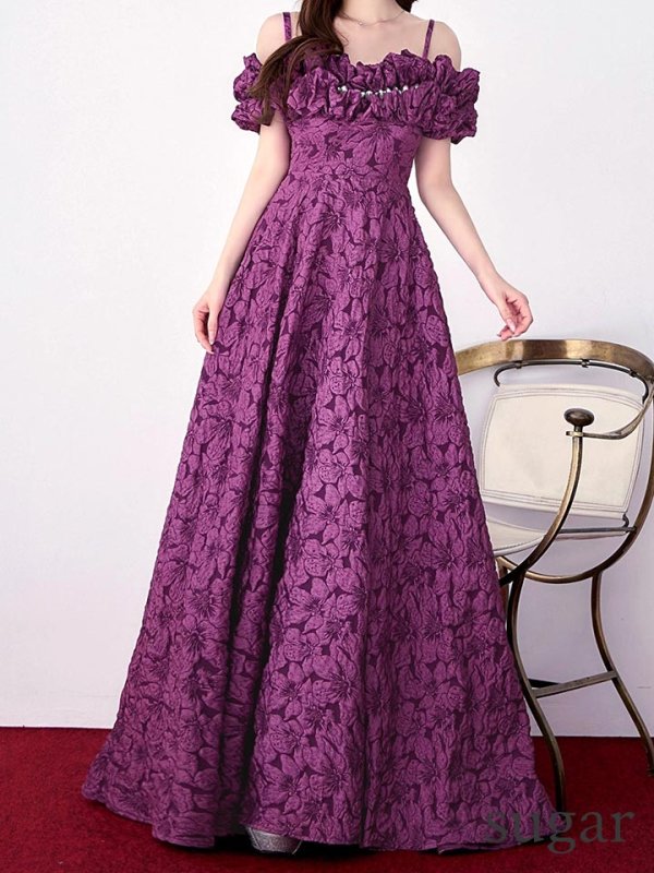 バーガンディ モデル：ゆめ　身長：160cm　着用サイズ：8号(Sサイズ)